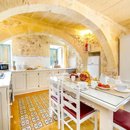 Εξοχικό σπίτι Gawhra *