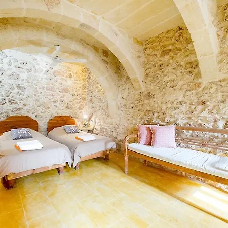 Gawhra Xagħra