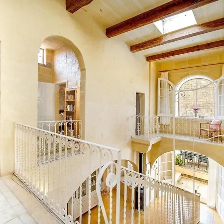 Gawhra Country house *