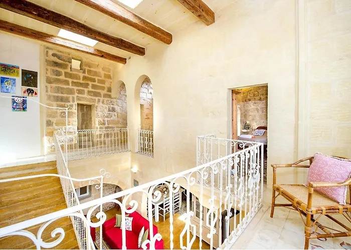 Gawhra Country house